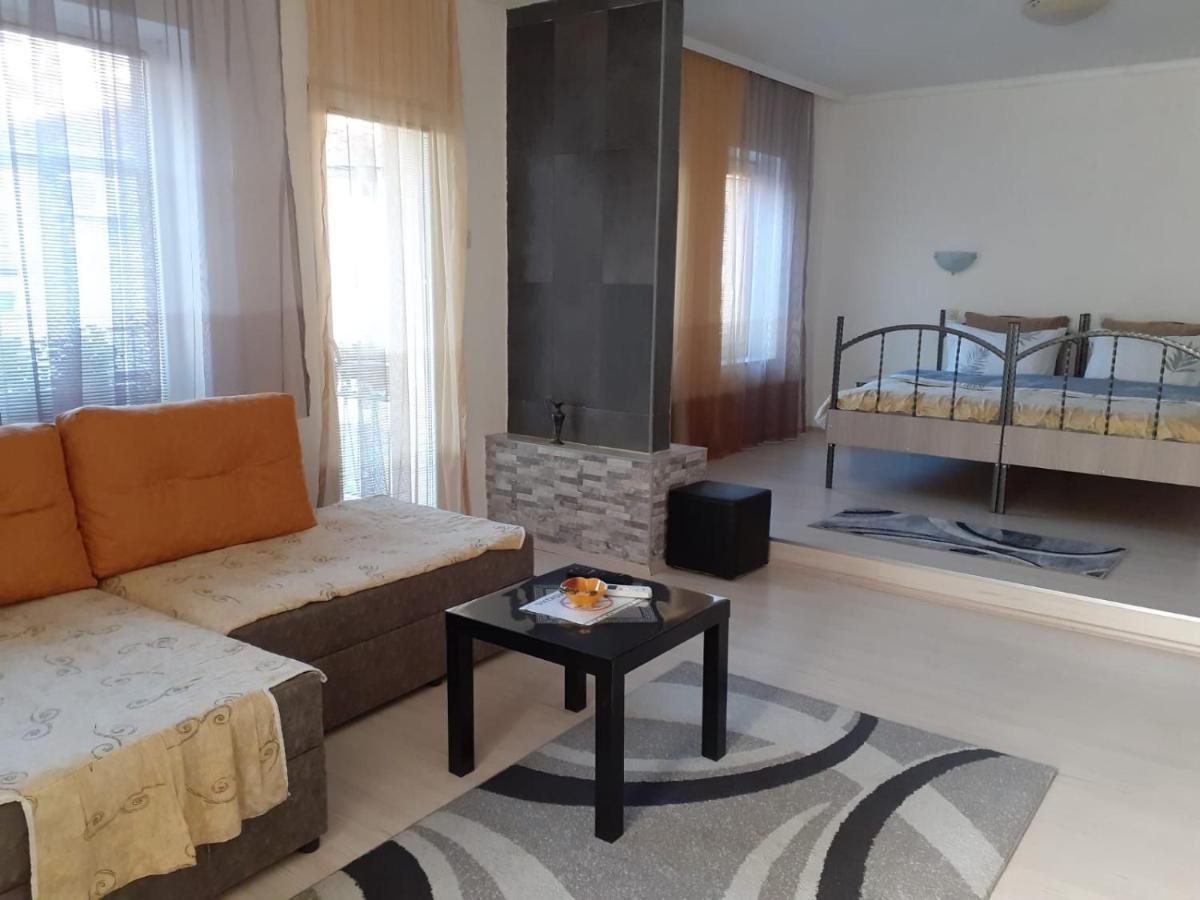 Alex Apartments Kruševo Esterno foto