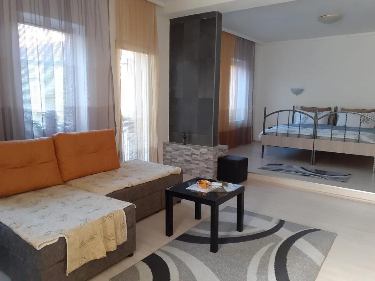 Alex Apartments Kruševo Esterno foto